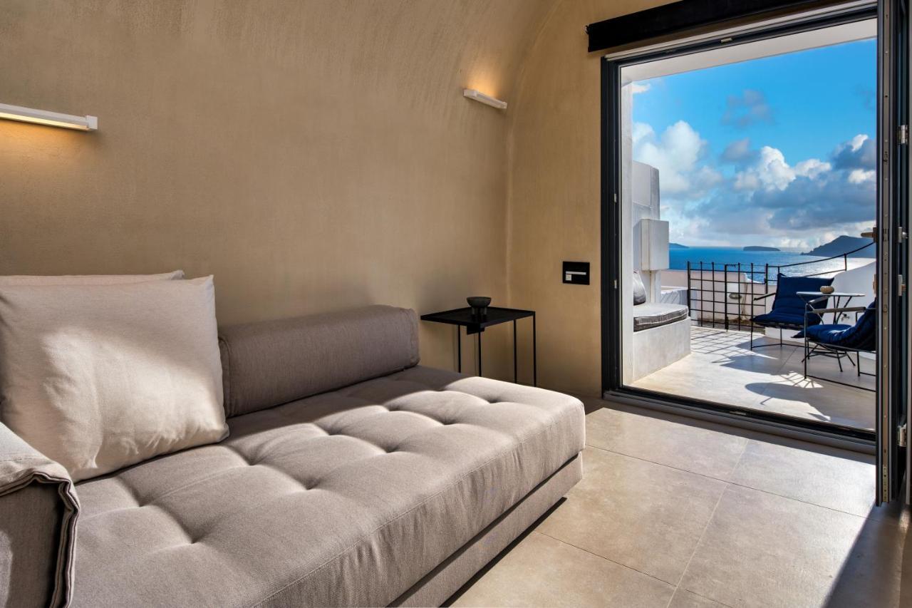Villa Iota Monocave By Thireon à Oia  Extérieur photo
